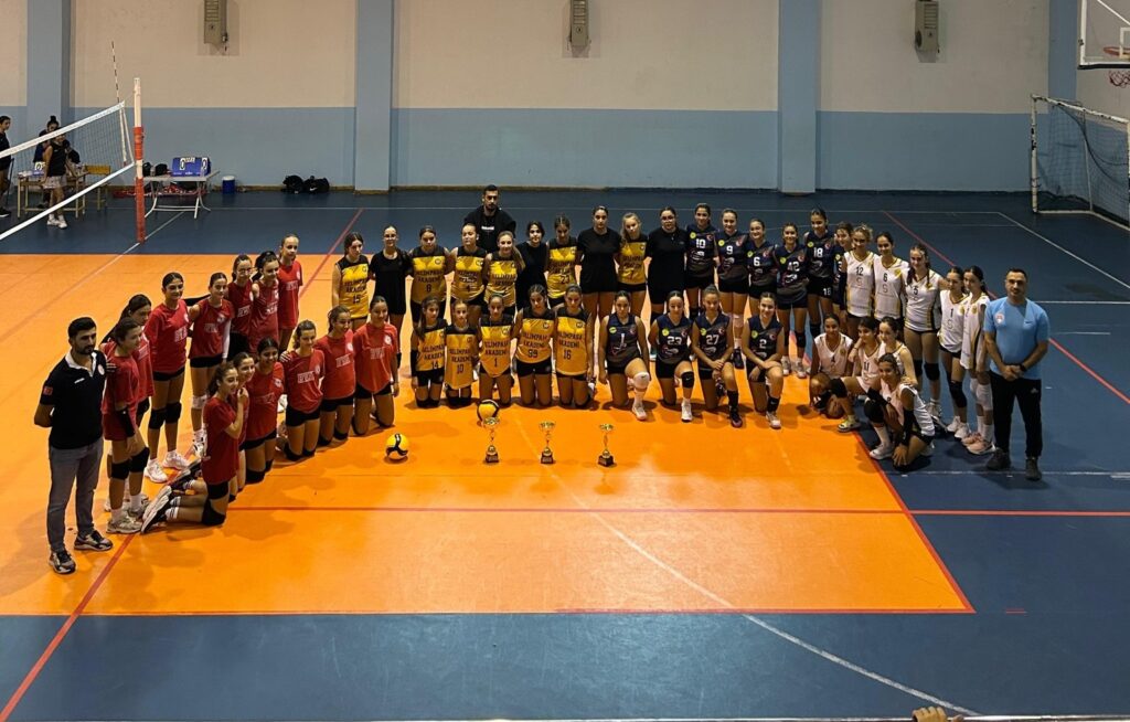 Şampiyon Silivrispor: Voleybol Turnuvası Sona Erdi.