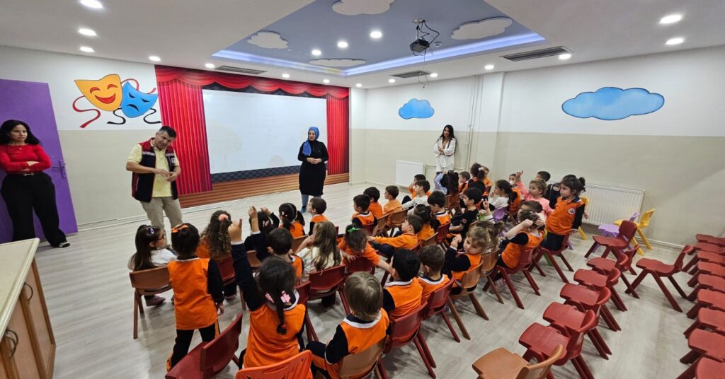 Silivri’de Minik Öğrencilere “Su Verimliliği Seferberliği” Eğitimi Verildi