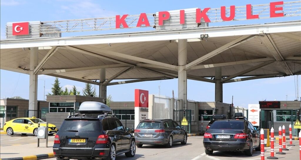 Gümrüklerde yeni dönem 3 gün sonra başlıyor! Tüm yerli plakalı araçları ilgilendiriyor