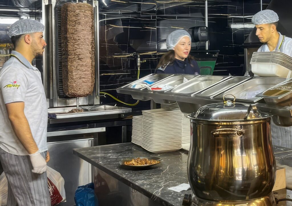 Silivri’de Hijyen Alarmı! Zabıta Ekipleri Kurallara Uymayan İşletmelere Geçit Vermedi