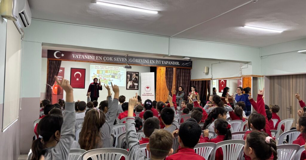 Hasan Özvarnalı İlköğretim Okulu’nda “Gıdanı Koru, Sofrana Sahip Çık” Eğitimi Verildi