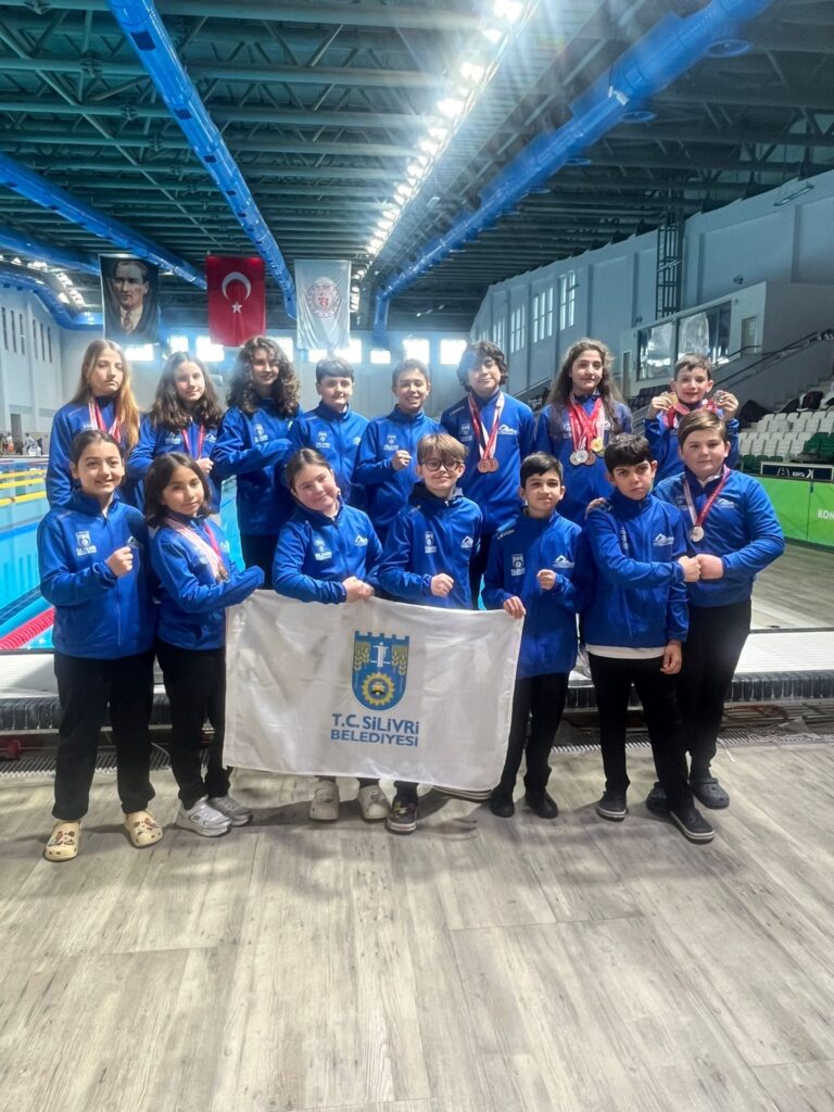Silivri Belediyesi Spor Kulübü Paletli Yüzmede Türkiye Dereceleriyle Döndü