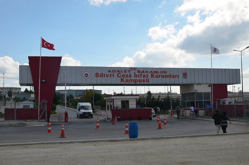 Silivri’de İBB Davası Öncesi Dikkat Çeken Karar: Cezaevi Çevresinde Eylem Yasağı