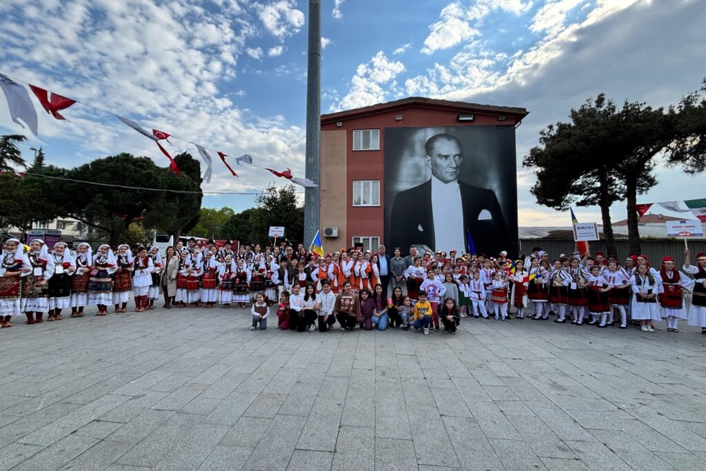Silivri’de 23 Nisan Coşkusu Mahallelere Taştı!