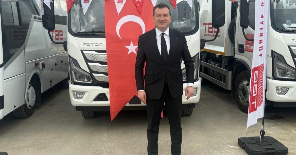 Belediye Filosuna Yeni Çöp Kamyonu