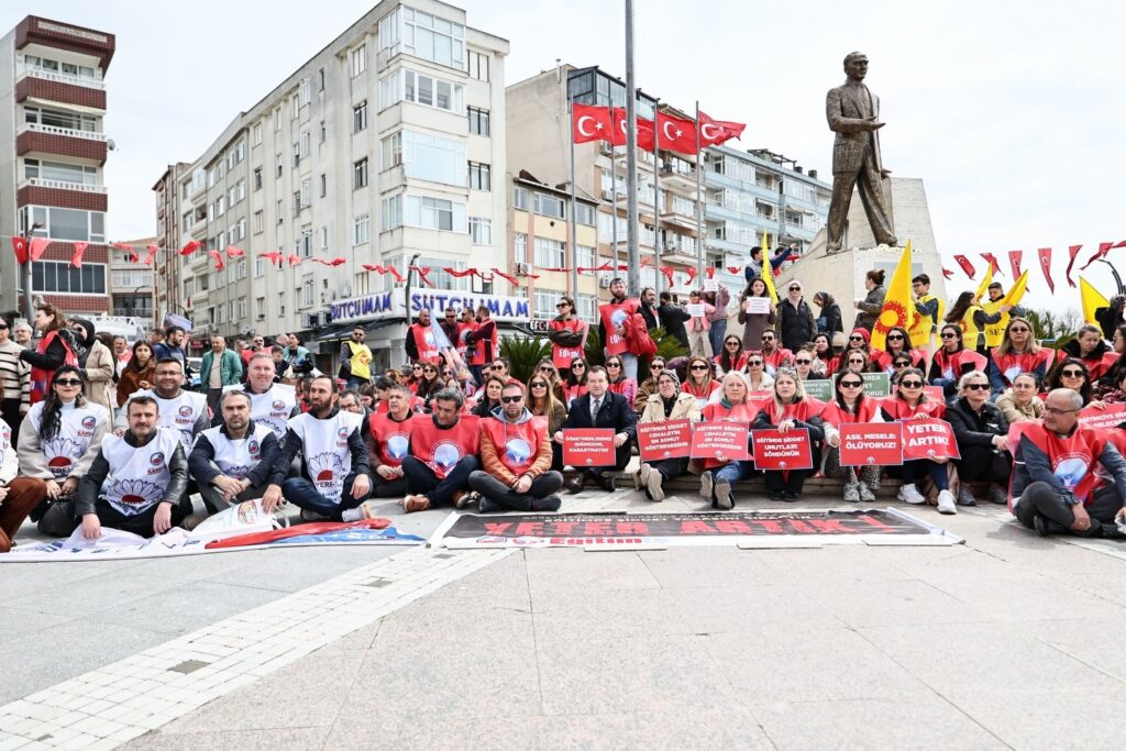 Silivri’de Eğitimcilerden Şiddete Sert Tepki
