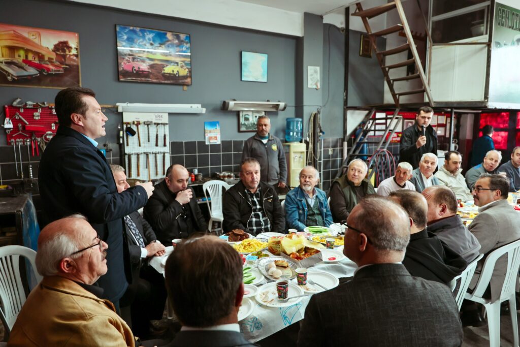 Silivri’de Balcıoğlu Sanayi Esnafıyla Kahvaltıda Buluştu