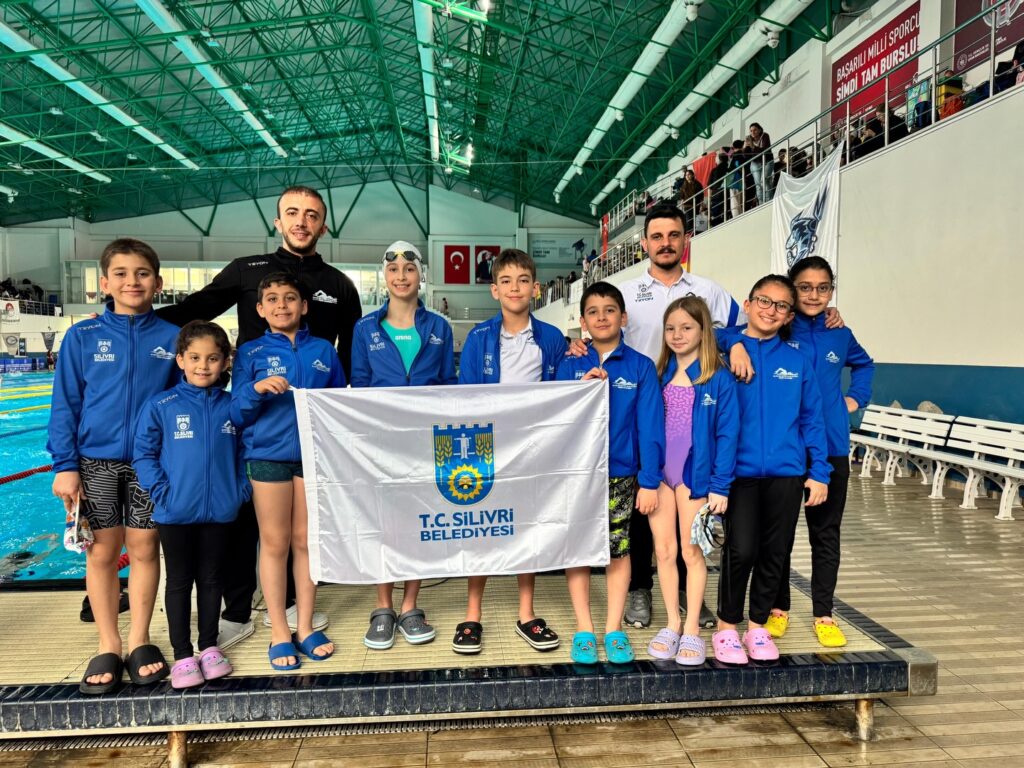 Silivri’nin Yüzücüleri Madalyaya Doydu! İşte Detaylar
