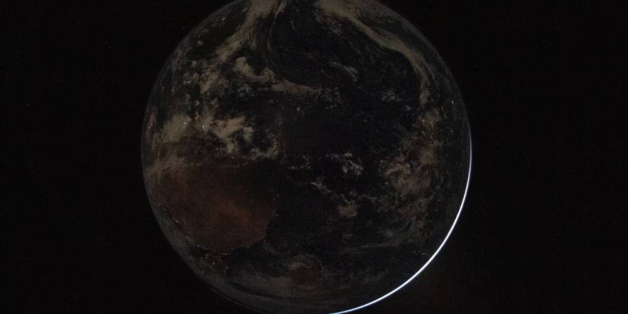 yarim asir sonra ilk artemis iiden ay yolunda tarihi kareler 0 wzat22BL