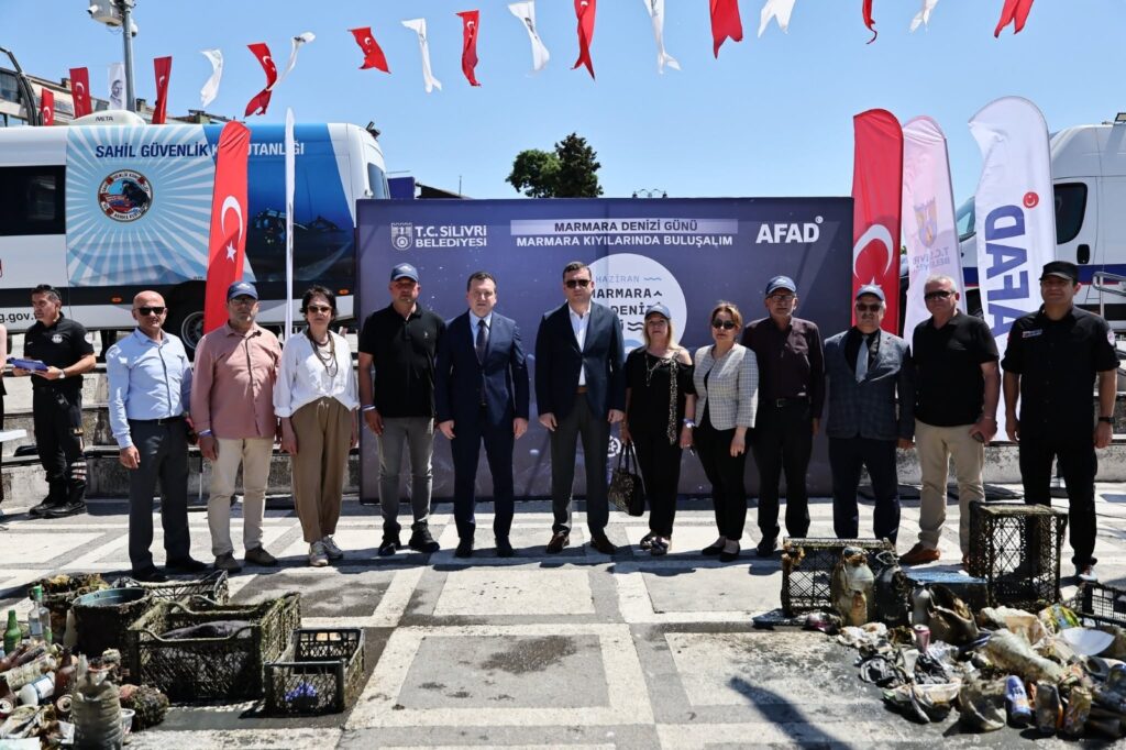 Silivri’de Marmara Denizi İçin Deniz Dibi Temizliği Seferberliği