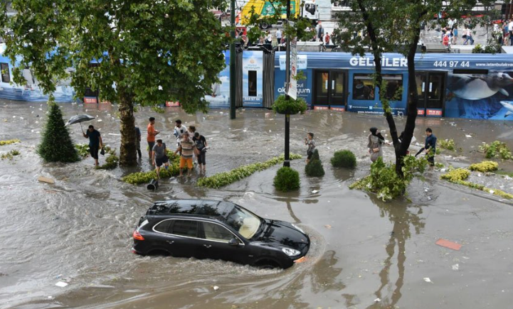 istanbul icin firtina alarmi 1 EOvRp9i7