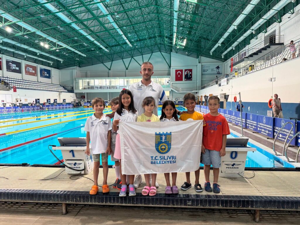 Silivri Belediyesi Spor Kulübü Yüzücülerinden Büyük Başarı