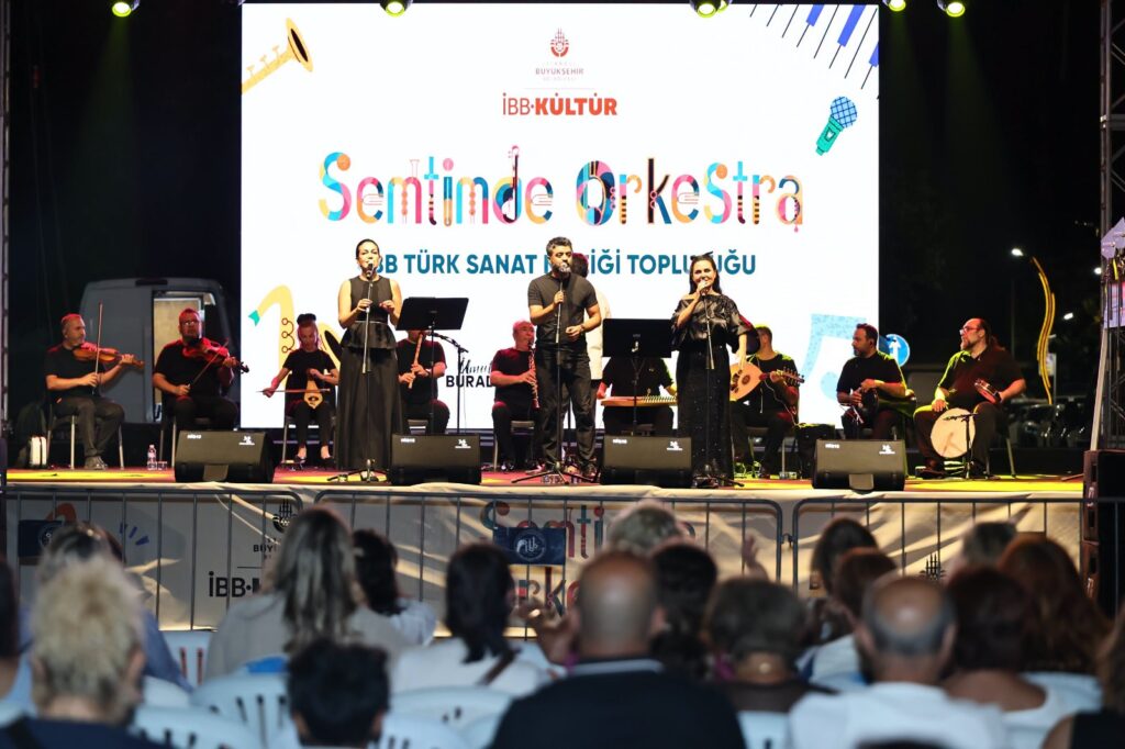 Silivri Sahili’nde Sanat Müziği Rüzgarı: İBB Orkestrası Sahne Aldı