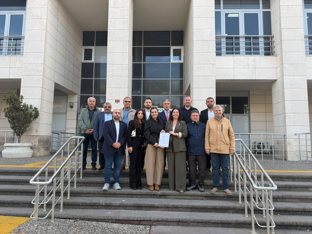 Yeni Parti Silivri İlçe Yönetimi Mazbatasını Aldı